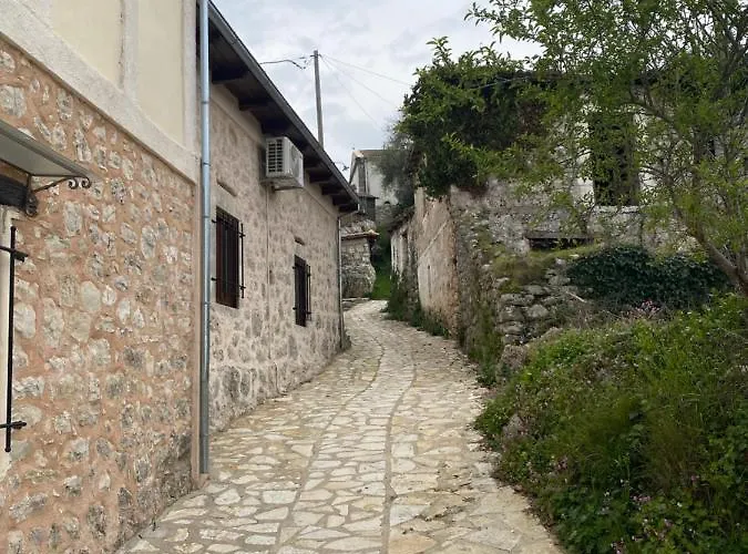 Casă la țară Hill Katouna